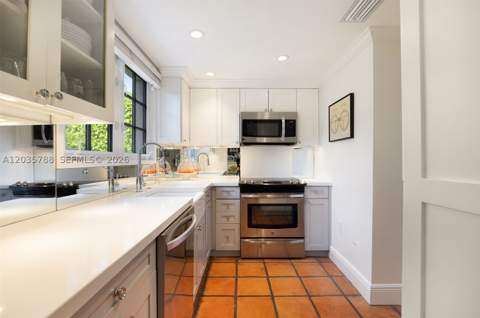 408 Viscaya Ave, Coral Gables FL - photo 14 of 25