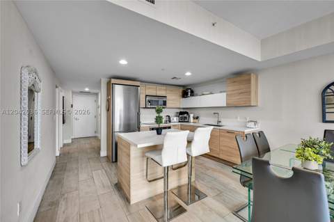 16385 Biscayne Blvd 1020, North Miami Beach FL - photo 8 of 26