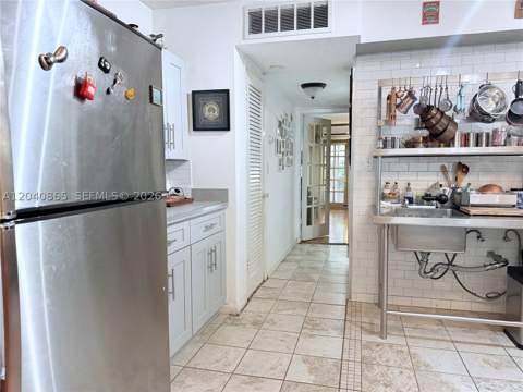 1120 102nd St 2, Bay Harbor Islands FL - photo 10 of 36