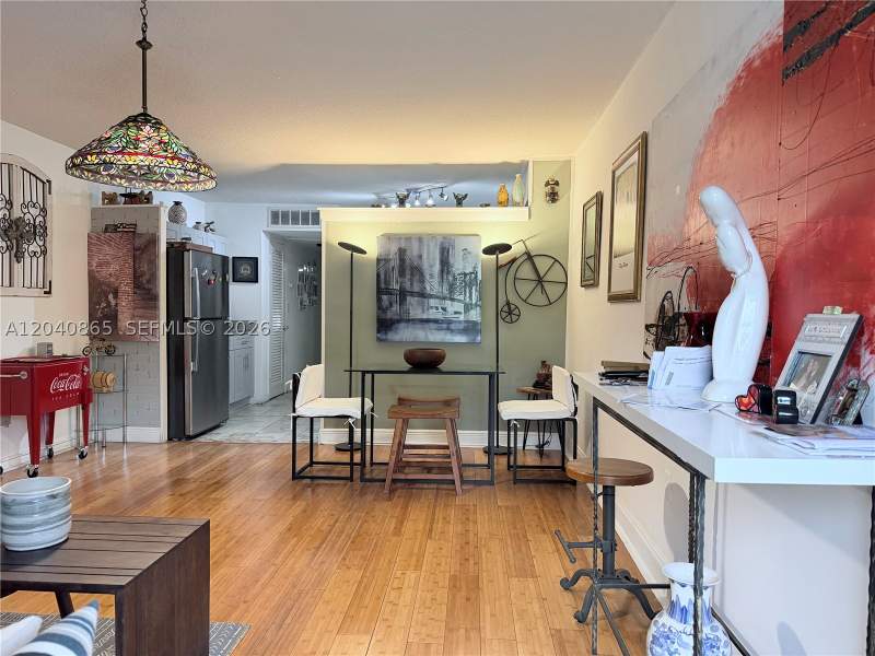 1 bedroom Condominium at 1120 102nd St 2, Golden Key Condo, Bay Harbor Islands — photo 3