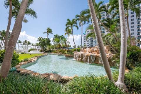 5005 Collins Ave Ph02, Miami Beach FL - photo 19 of 32