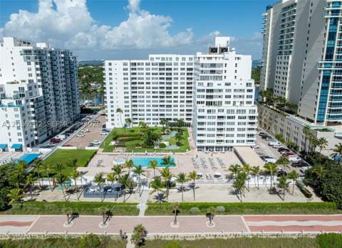5005 Collins Ave Ph02, Miami Beach FL - photo 23 of 32