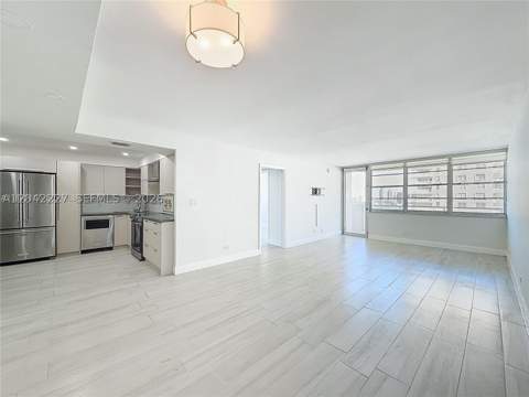 250 174th St 1211, Sunny Isles Beach FL - photo 18 of 41