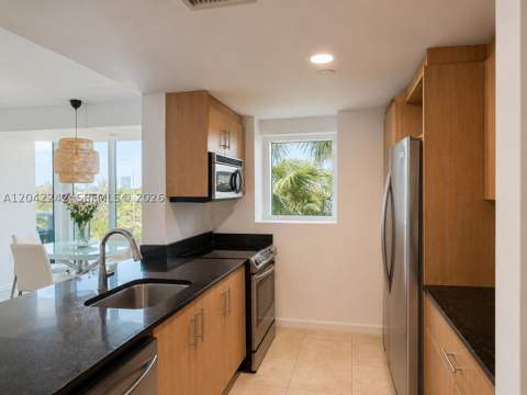 10275 Collins Ave 431, Bal Harbour FL - photo 9 of 17