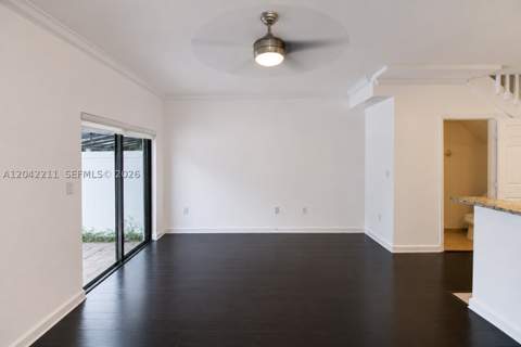 8954 W 35th Way, Hialeah FL - photo 10 of 24