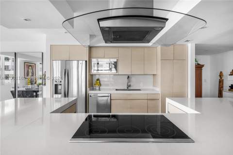 200 Ocean Lane Drive 409, Key Biscayne FL - photo 17 of 49