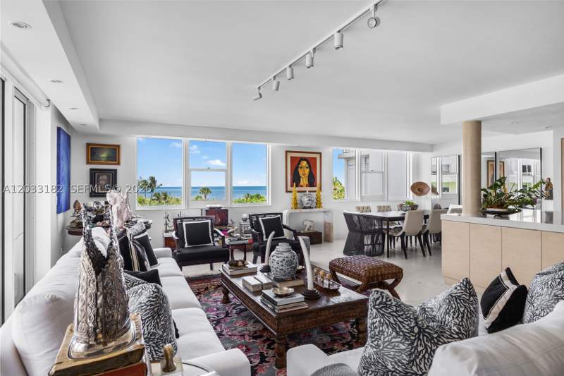 2 bedroom StockCooperative at 200 Ocean Lane Drive 409, Island House Apt Inc - Co, Key Biscayne — photo 3