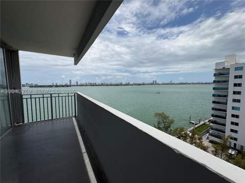 7545 E Treasure Dr 9H, North Bay Village FL - photo 7 of 56