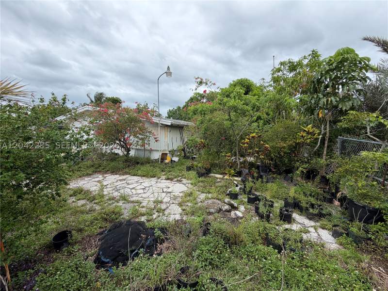 3 bedroom SingleFamilyResidence at 16225 NE 2nd Ave, Fulford Highlands Second, Miami — photo 5