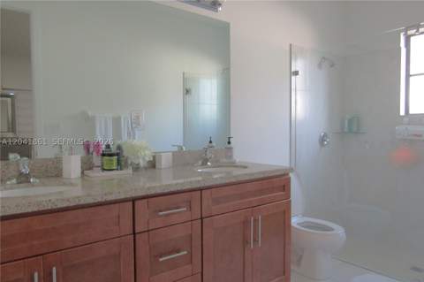 16825 SW 109th Pl, Miami FL - photo 12 of 26