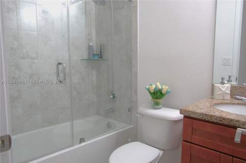 16825 SW 109th Pl, Miami FL - photo 16 of 26