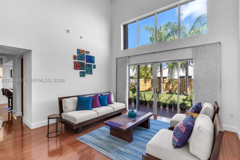 3 bedroom SingleFamilyResidence at 4766 SW 154th Ave, Lakes Of The Meadow-Meado, Miami — photo 5