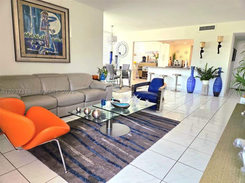 2 bedroom Condominium at 16850 S Glades Dr 2K, Andor Plaza Condo, North Miami Beach — photo 4