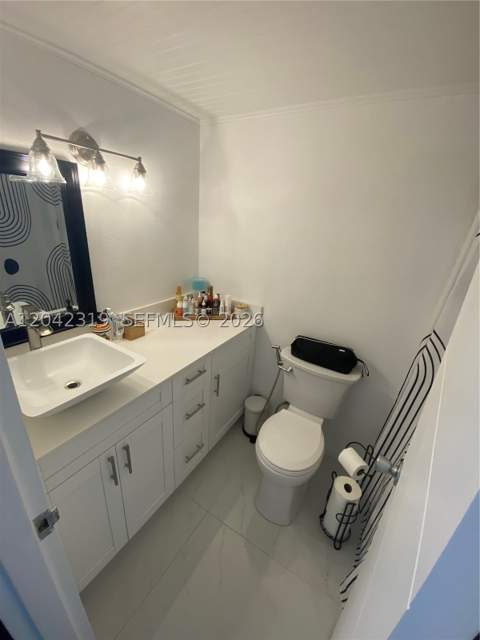 1000 West Avenue 531, Miami Beach FL - photo 8 of 24