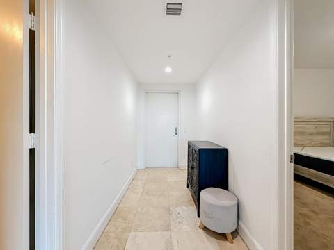 14951 Royal Oaks Lane 505, North Miami FL - photo 19 of 43