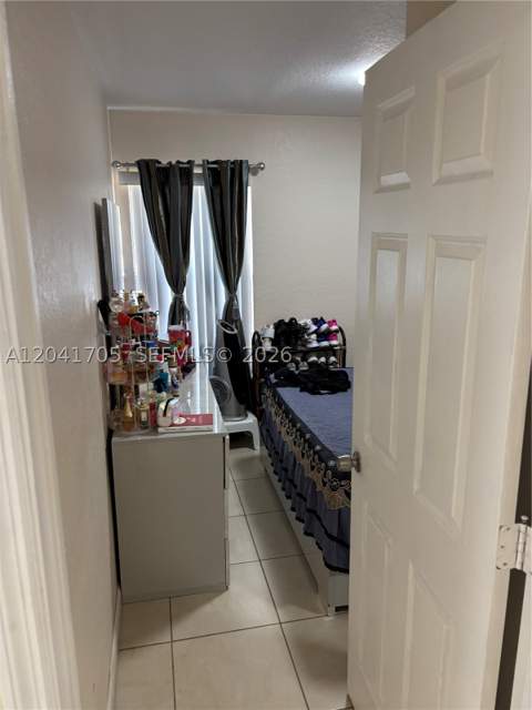 21122 NW 39th Ave, Miami Gardens FL - photo 13 of 28