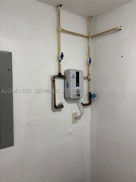 21122 NW 39th Ave, Miami Gardens FL - photo 20 of 28