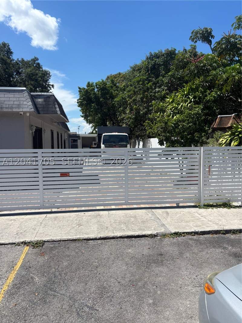 4 bedroom Townhouse at 21122 NW 39th Ave, Vista Townhouse Sec C, Miami Gardens — photo 3