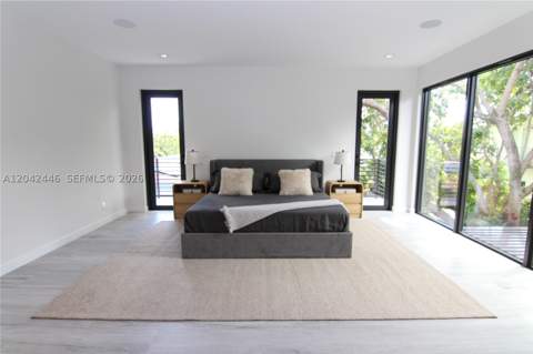 3540 Oak Ave, Miami FL - photo 15 of 28