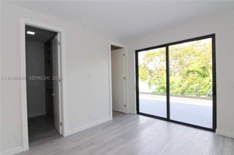 3540 Oak Ave, Miami FL - photo 22 of 28