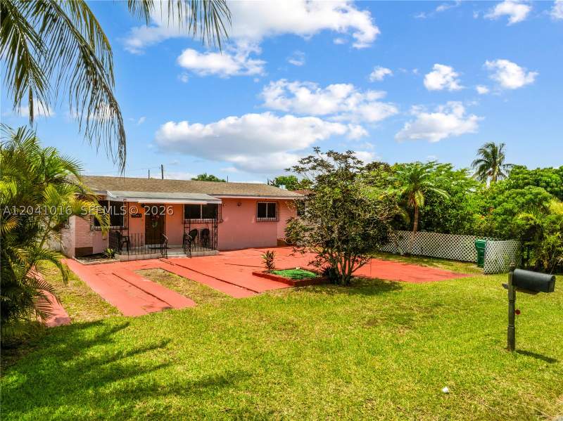 3 bedroom SingleFamilyResidence at 11941 SW 4th St, Sweetwater Golf Course To, Miami — photo 4