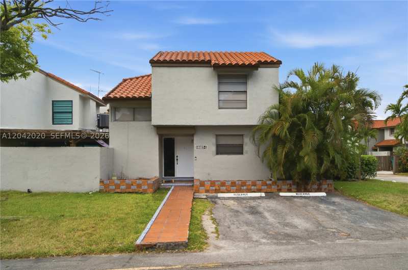 3 bedroom Villa at 10327 NW 9th St Cir 1-7, Caribbean Springs Village, Miami — photo 1
