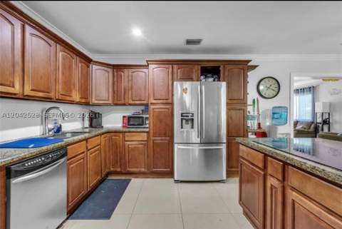3135 SW 80th Ave, Miami FL - photo 18 of 52