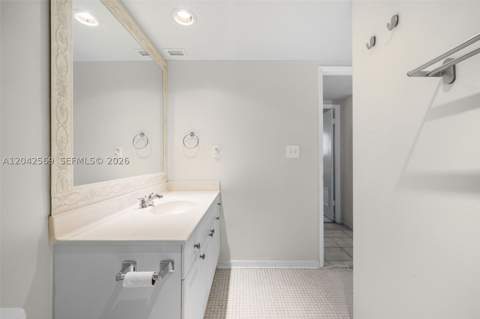 19380 Collins Ave 1224, Sunny Isles Beach FL - photo 20 of 44