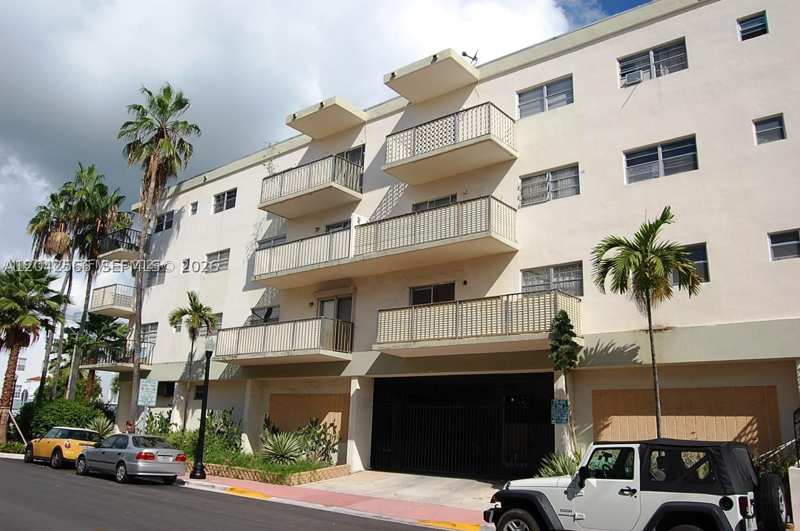 1 bedroom Condominium at 701 Euclid Ave 403, 701 Euclid Gardens Condo, Miami Beach — photo 1