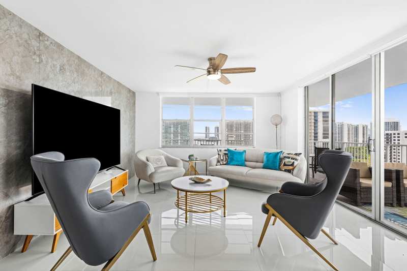 2 bedroom Condominium at 2851 NE 183rd Street 2117, Admirals Port Condo - East, Aventura — photo 1