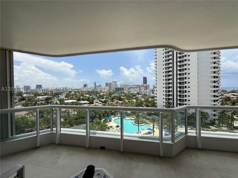 3 bedroom Condominium at 21205 Yacht Club Dr 1201, North Tower At The Point, Aventura — photo 3