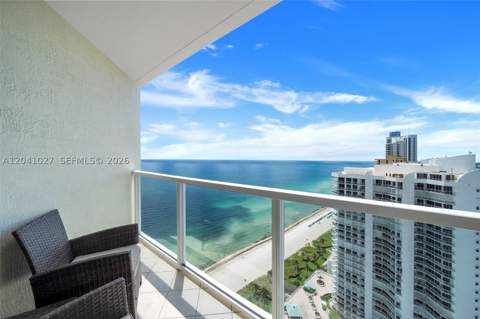16699 Collins Ave 3309, Sunny Isles Beach FL - photo 7 of 33