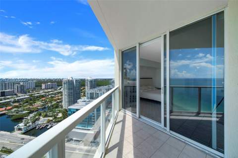 16699 Collins Ave 3309, Sunny Isles Beach FL - photo 8 of 33