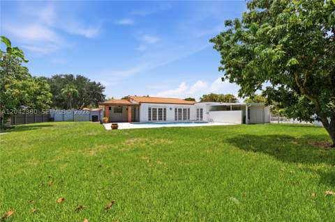 8197 W 14th Ct, Hialeah FL - photo 10 of 49