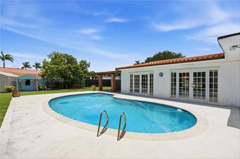 8197 W 14th Ct, Hialeah FL - photo 11 of 49