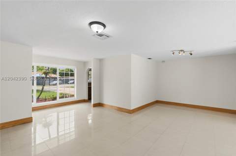 8197 W 14th Ct, Hialeah FL - photo 18 of 49