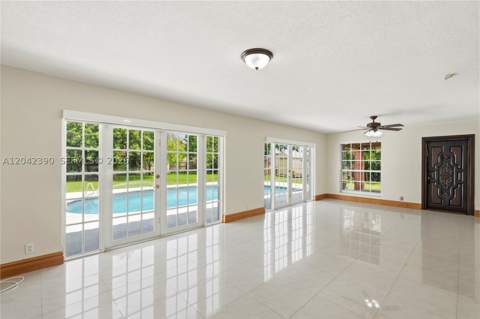 8197 W 14th Ct, Hialeah FL - photo 22 of 49
