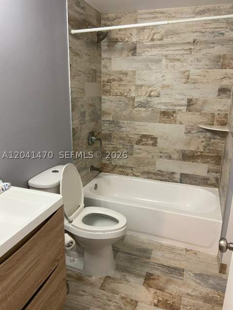 17515 NW 67th Ct G-22, Hialeah FL - photo 17 of 25
