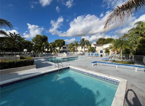 17515 NW 67th Ct G-22, Hialeah FL - photo 6 of 25