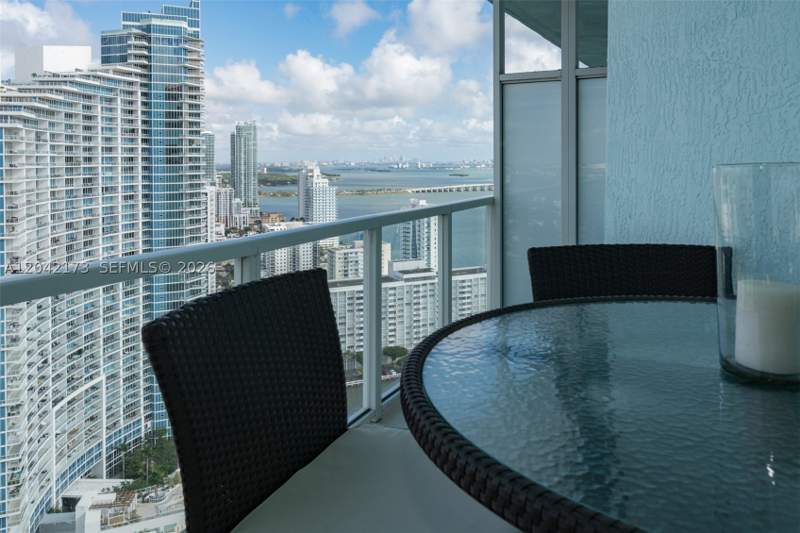 2 bedroom Condominium at 1900 N Bayshore Dr 3514, Quantum On The Bay Condo, Miami — photo 5