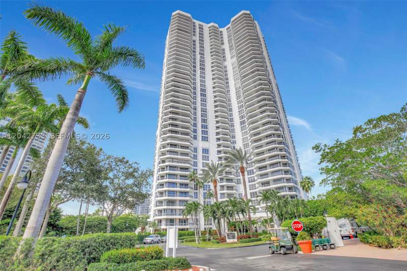 2 bedroom Condominium at 3500 Mystic Pointe Dr 1804, Mystic Pointe Tower 400 C, Aventura — photo 2