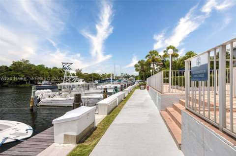 100 Edgewater Dr 142, Coral Gables FL - photo 23 of 25