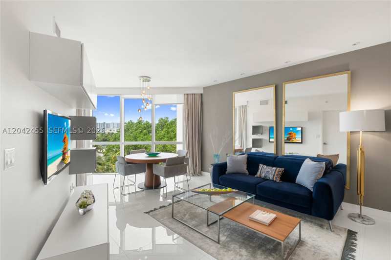 1 bedroom Condominium at 18201 Collins Ave 603, Trump Royale Condo, Sunny Isles Beach — photo 1