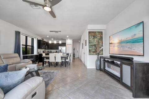 3785 NE 2nd Street, Homestead FL - photo 10 of 39