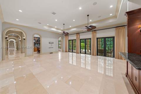 9001 SW 59th Ct, Pinecrest FL - photo 15 of 46