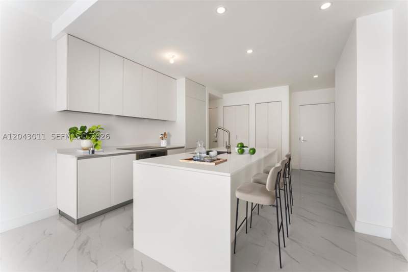 1 bedroom Condominium at 700 NE 24 St 1004, Aria Reserve, Miami — photo 5