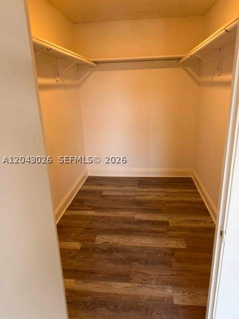 8405 NW 8th St 303, Miami FL - photo 10 of 16