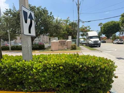 8405 NW 8th St 303, Miami FL - photo 14 of 16