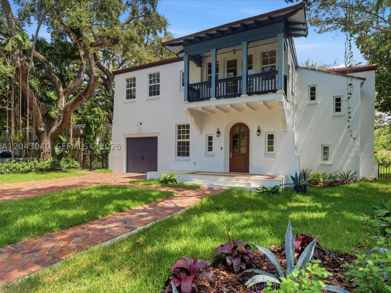 5 bedroom SingleFamilyResidence at 6333 SW 69th St, Cocoplum Terr, South Miami — photo 2