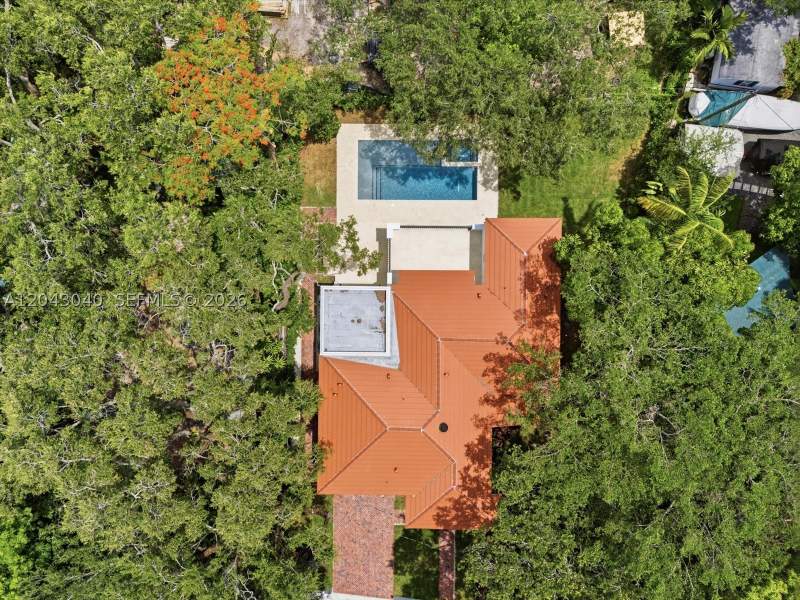 5 bedroom SingleFamilyResidence at 6333 SW 69th St, Cocoplum Terr, South Miami — photo 4